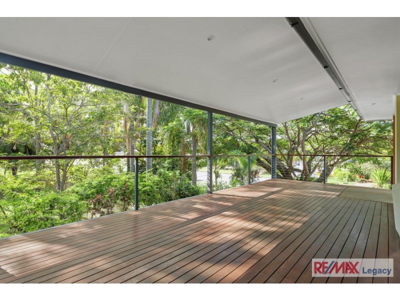 47 Oyster Point Esplanade, Newport QLD 4020