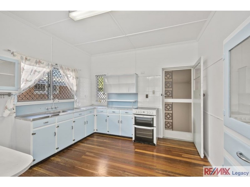 45 Campbell Street, Scarborough QLD 4020