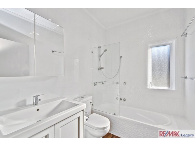 45 Campbell Street, Scarborough QLD 4020