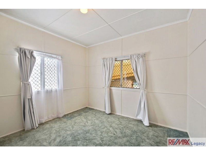 45 Campbell Street, Scarborough QLD 4020