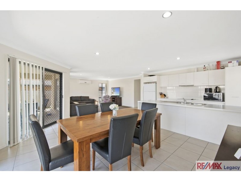 10 Lacebark Street, Morayfield QLD 4506