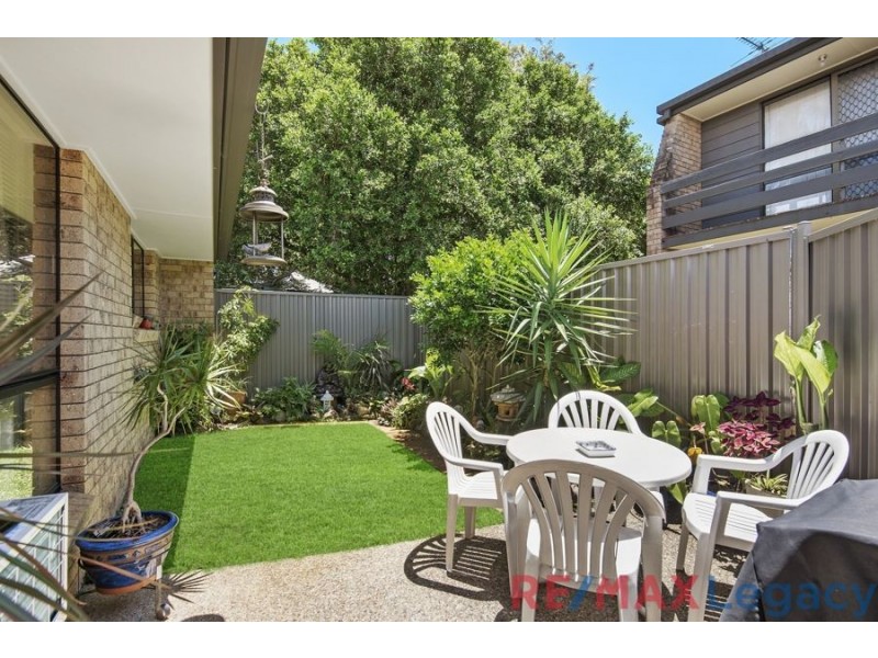 2/18 Ella Street, Redcliffe QLD 4020