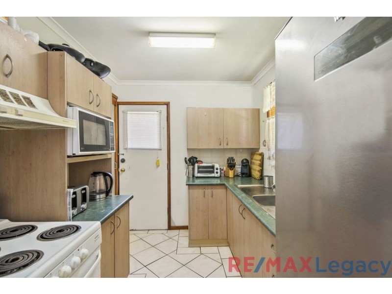 2/18 Ella Street, Redcliffe QLD 4020