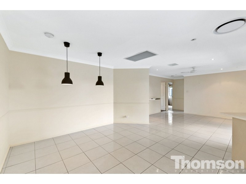 6 DOYEN COURT, Warner QLD 4500