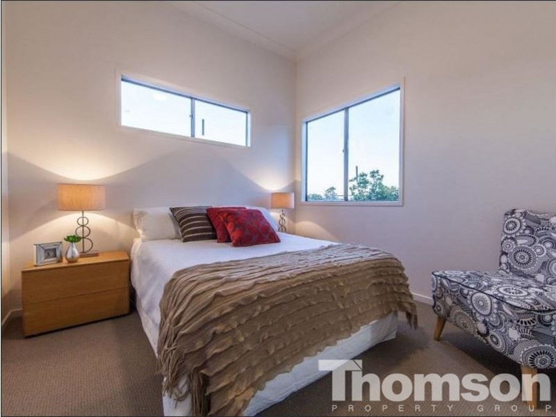 51 Railway Parade, Norman Park QLD 4170