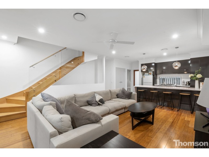 12/51 Railway Parade, Norman Park QLD 4170