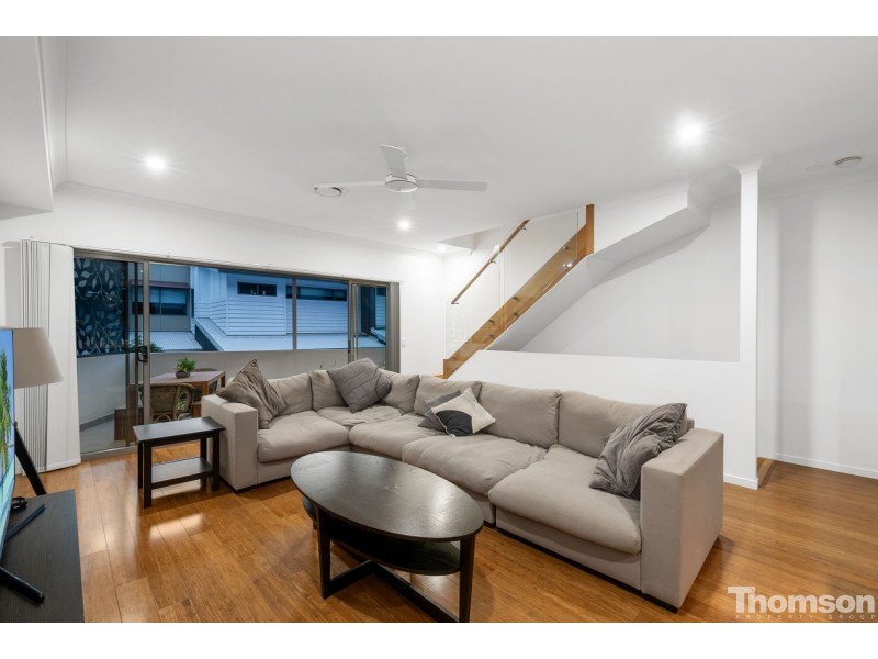 12/51 Railway Parade, Norman Park QLD 4170