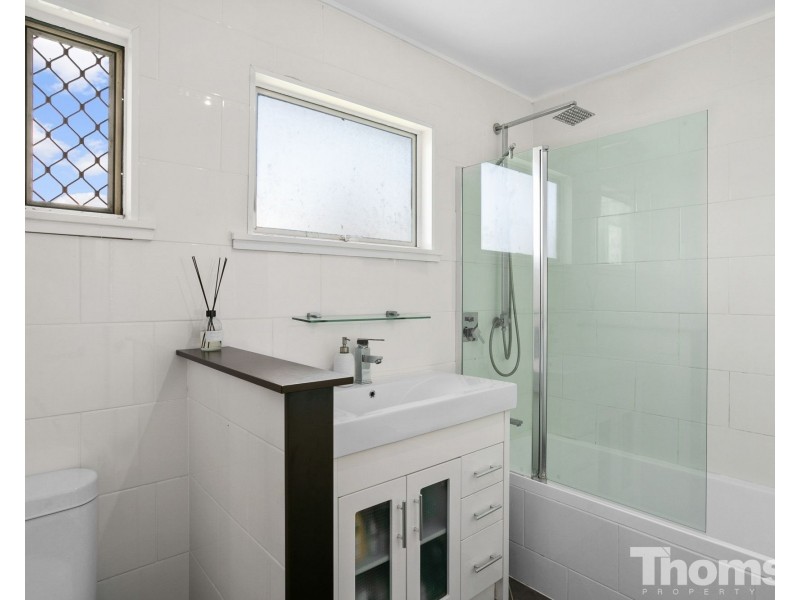 23 Longland Street, Redcliffe QLD 4020