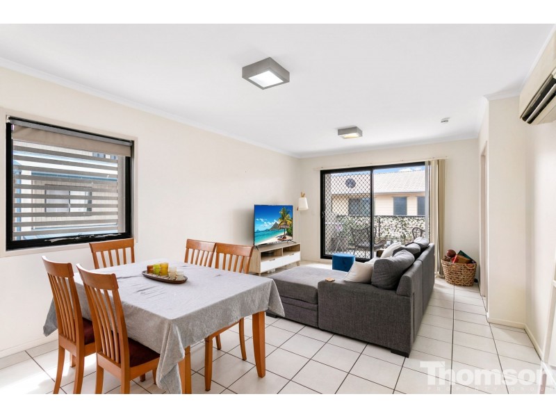 9/82-86 Mein Street, Scarborough QLD 4020