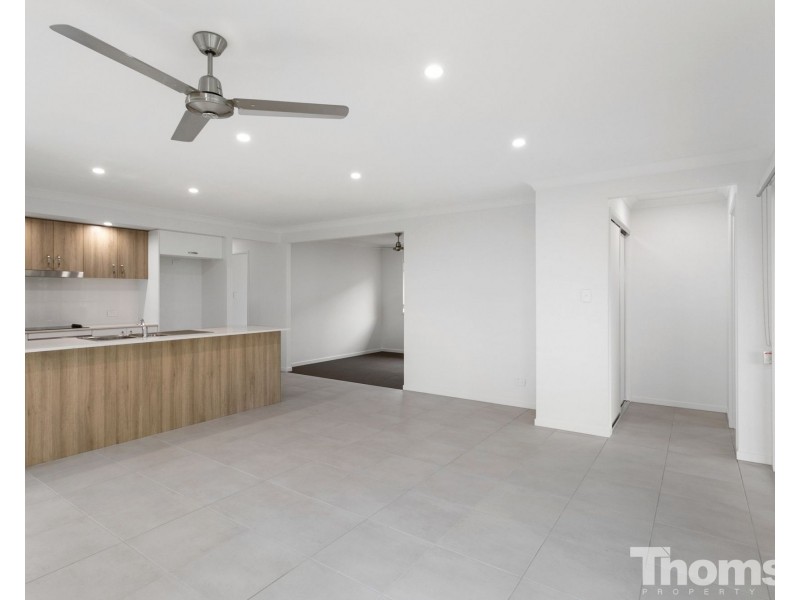 87 Cronin Street, Morayfield QLD 4506