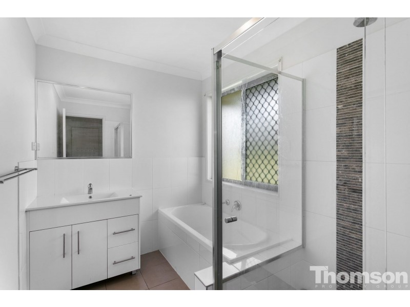 17 King John Drive, Caboolture QLD 4510