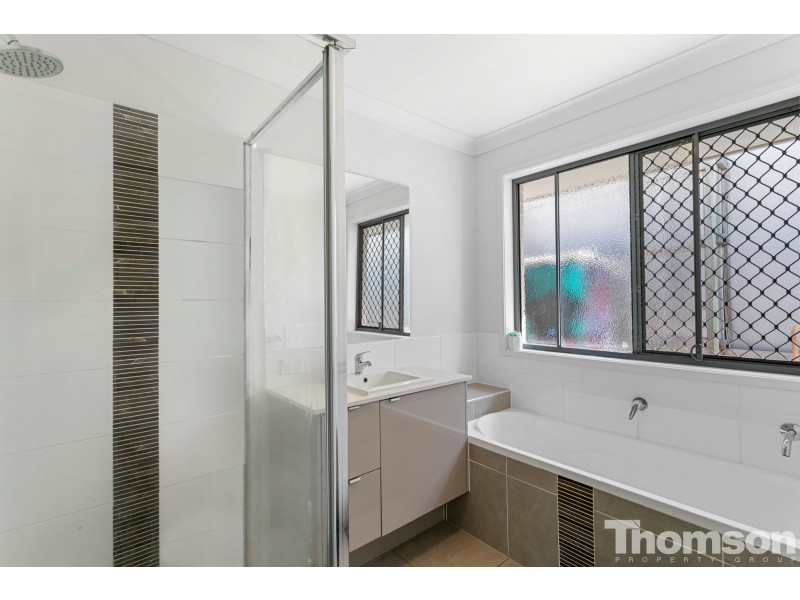 74 Surround St, Dakabin QLD 4503