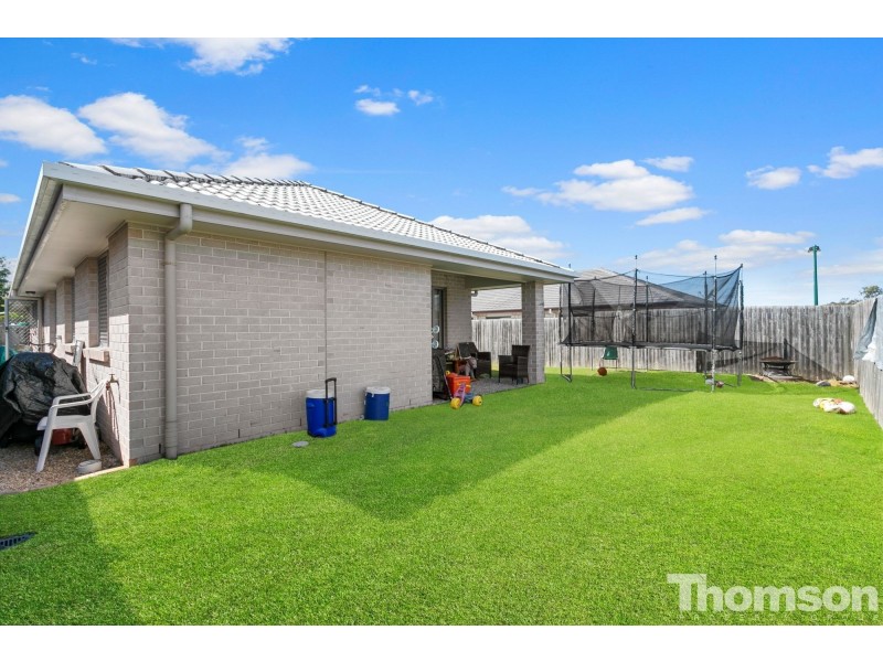 74 Surround St, Dakabin QLD 4503