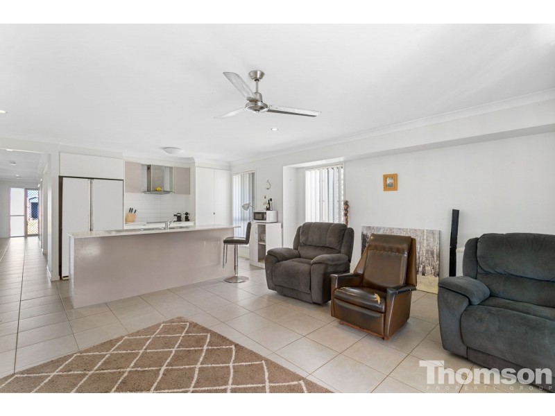 6 Shepherdson Street, Dakabin QLD 4503