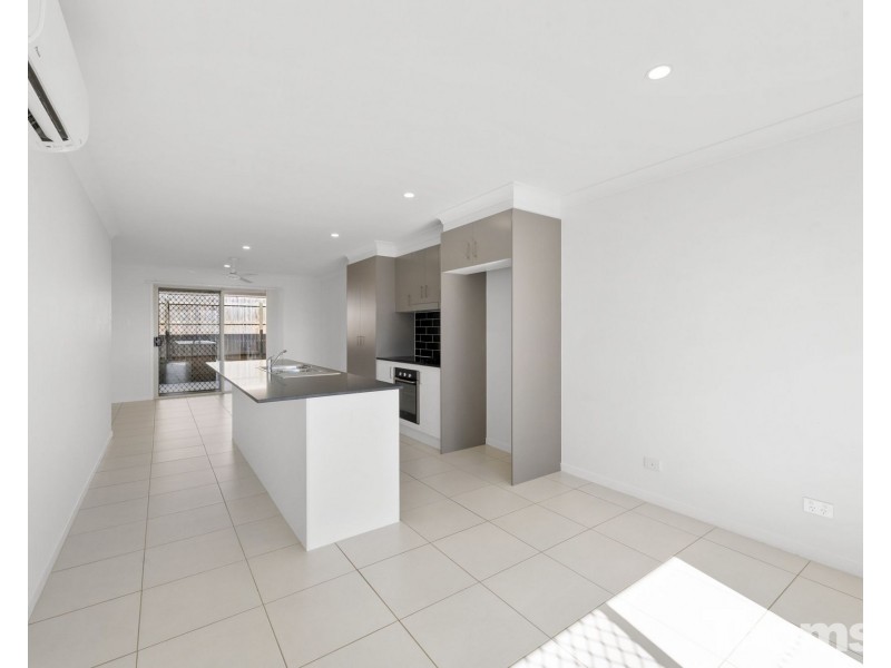 1/65 Celebration Crescent, Griffin QLD 4503