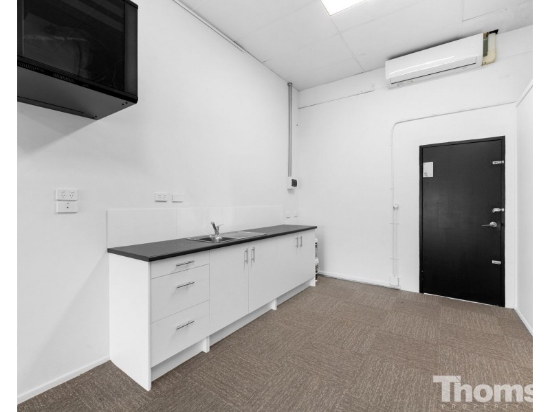 Shop 2/457 Oxley Avenue, Redcliffe QLD 4020