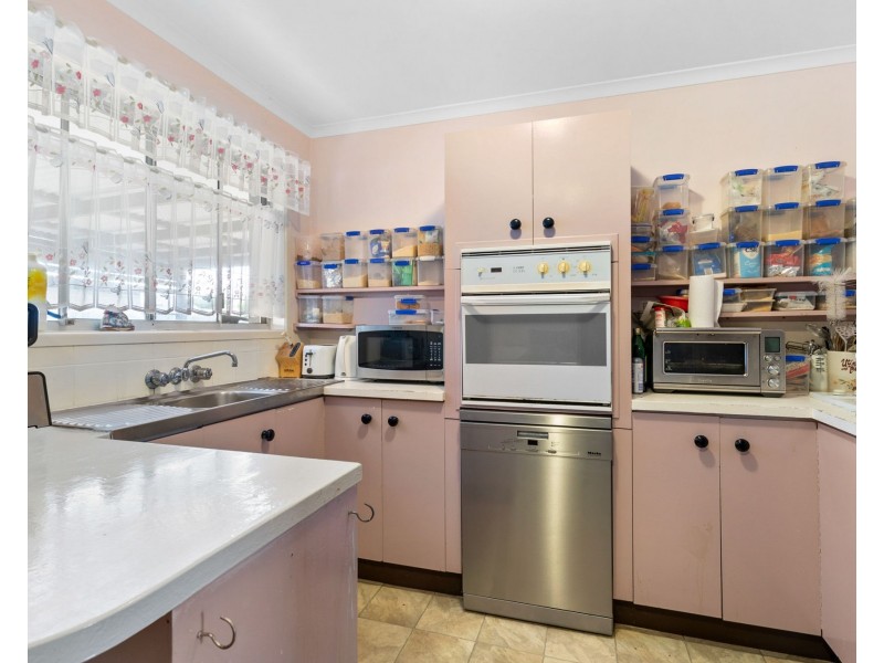 7 Garnet Crescent, Caboolture QLD 4510