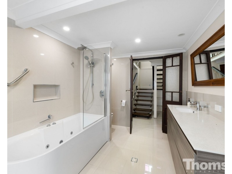 13 Cowen Street, Margate QLD 4019