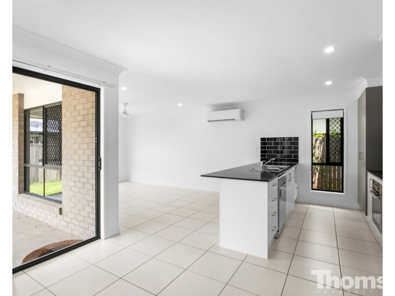 4 Lightning Street, Palmview QLD 4553