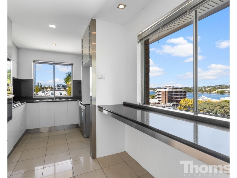 9/28 Riverview Terrace, Hamilton QLD 4007