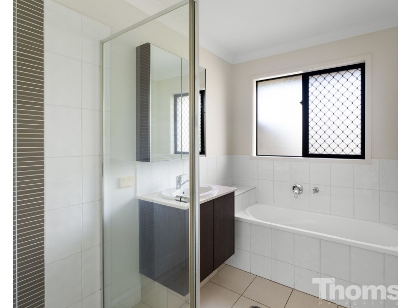 10 Livingstone Ct,, North Lakes QLD 4509