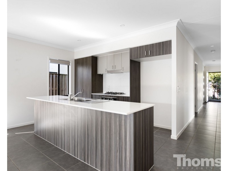 12 Buccaneer Street, Newport QLD 4020