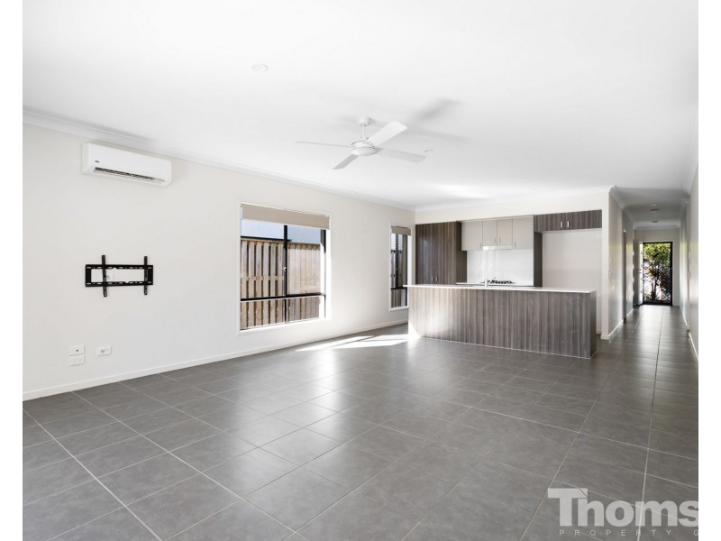 12 Buccaneer Street, Newport QLD 4020