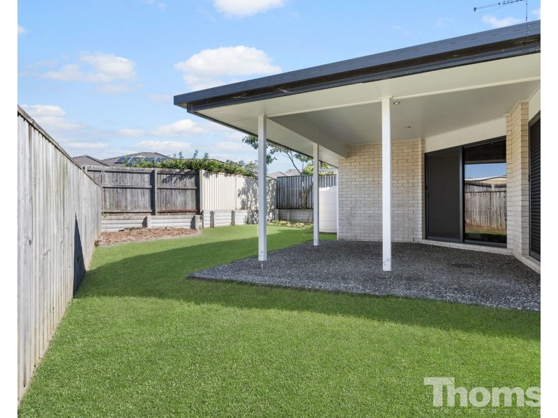 15 Toby Close, Kallangur QLD 4503