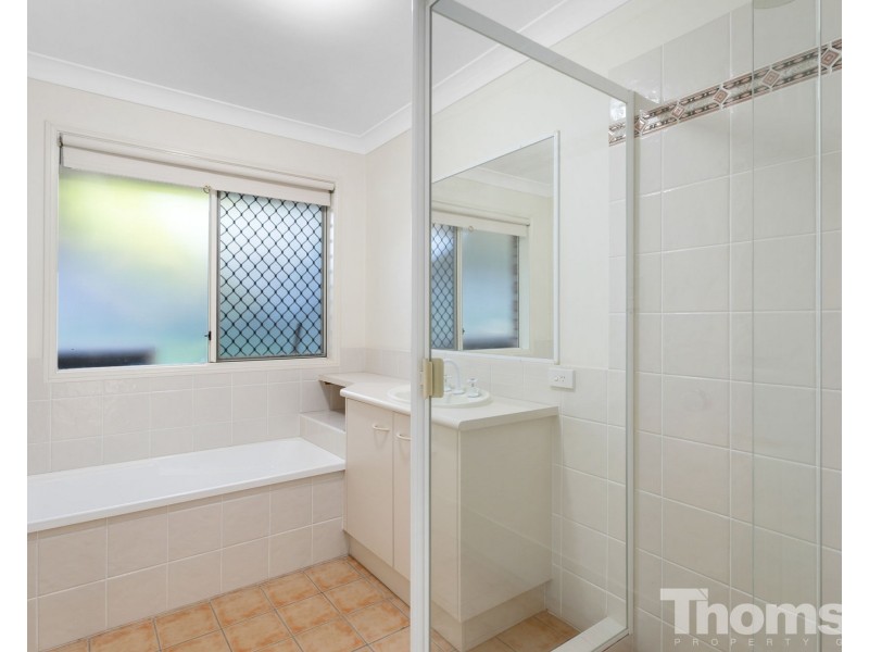 5 Kuhr Court, Kallangur QLD 4503