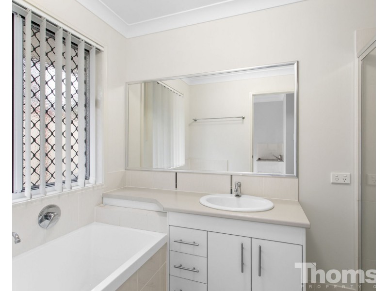 1/3 Quiamong Court, Bray Park QLD 4500