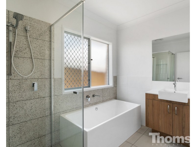 4 Acacia Road, Palmview QLD 4553