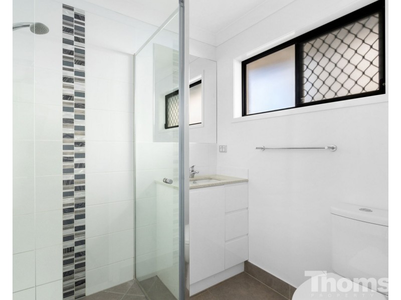 27 Cassidy Crescent, Bridgeman Downs QLD 4035