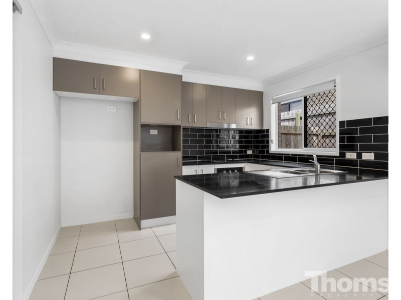2/65 Celebration Crescent, Griffin QLD 4503
