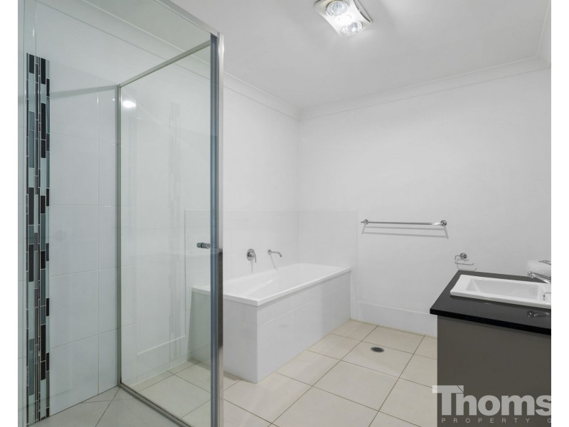 2/65 Celebration Crescent, Griffin QLD 4503