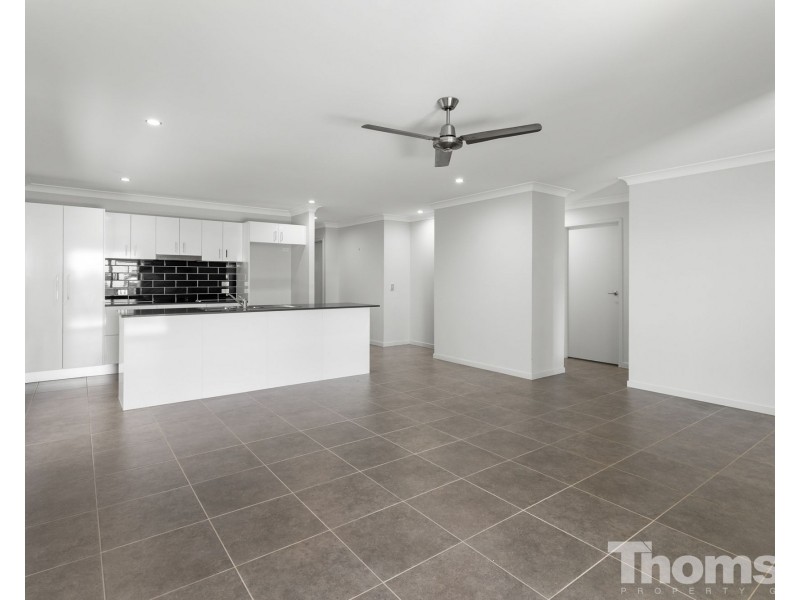31 Cassidy Crescent, Bridgeman Downs QLD 4035
