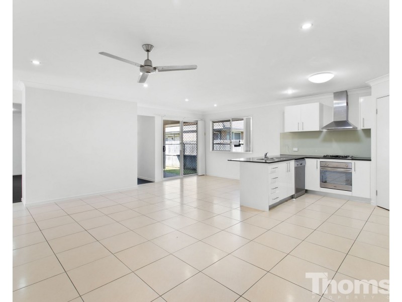 10 Friarscourt Road, Bellmere QLD 4510