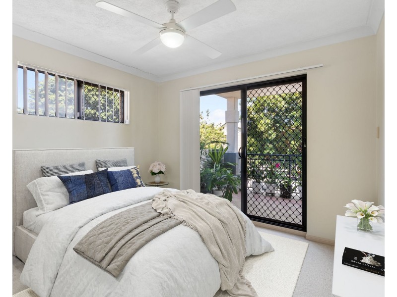 4/18-20 Wyllie Street, Redcliffe QLD 4020