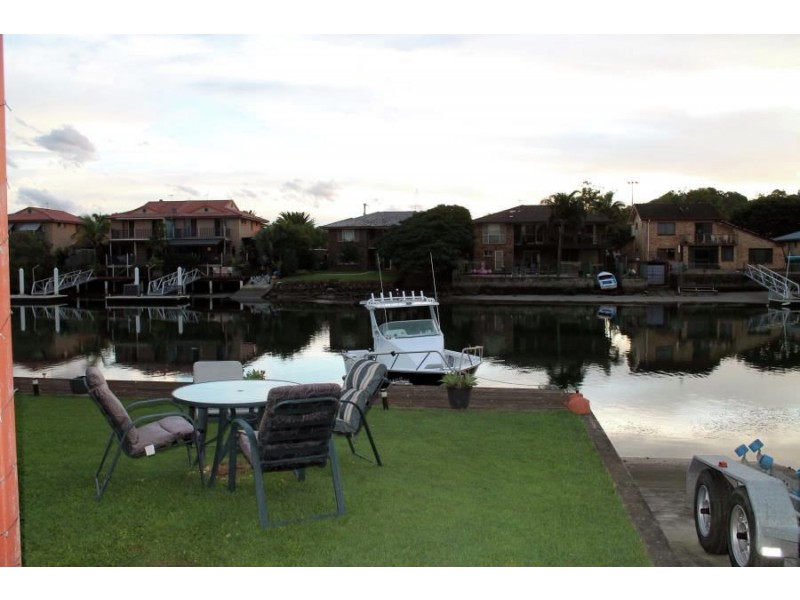 76 Jacaranda Avenue, Tweed Heads West NSW 2485