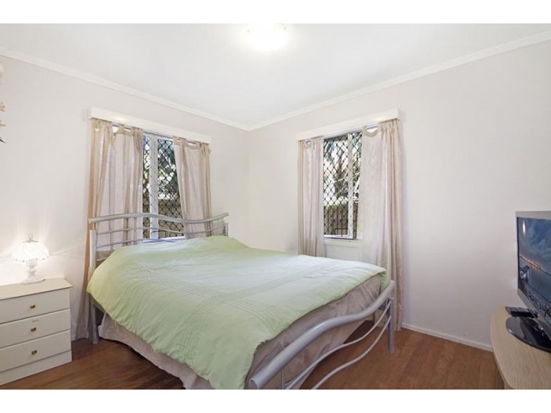 2/11 Lord Street, Coolangatta QLD 4225