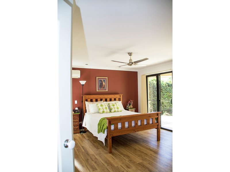 77 Botanical Circuit, Banora Point NSW 2486
