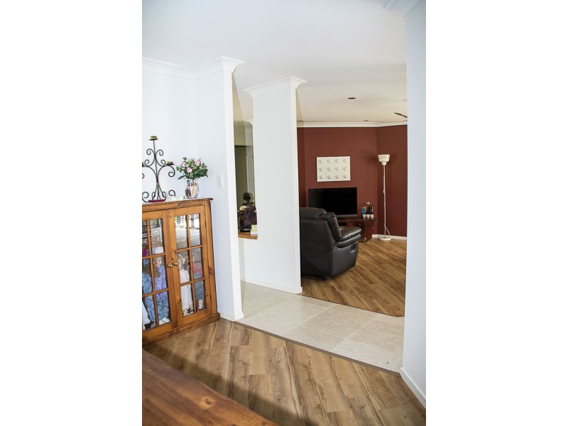 77 Botanical Circuit, Banora Point NSW 2486