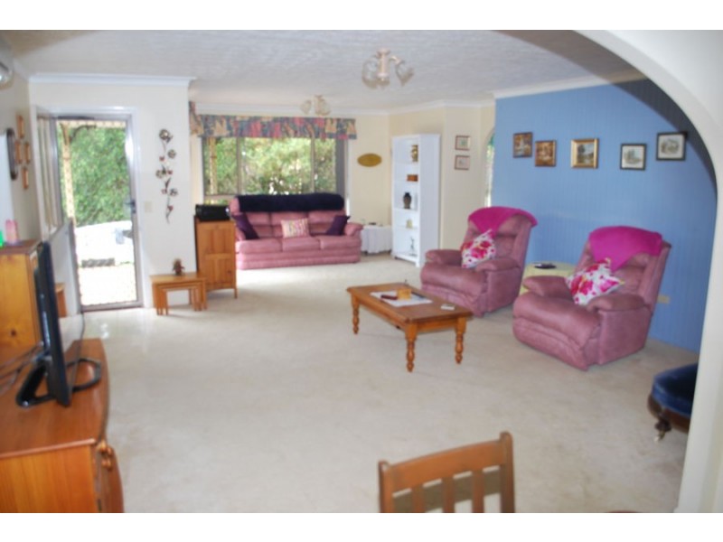 1/10 `Kildare Drive, Banora Point NSW 2486