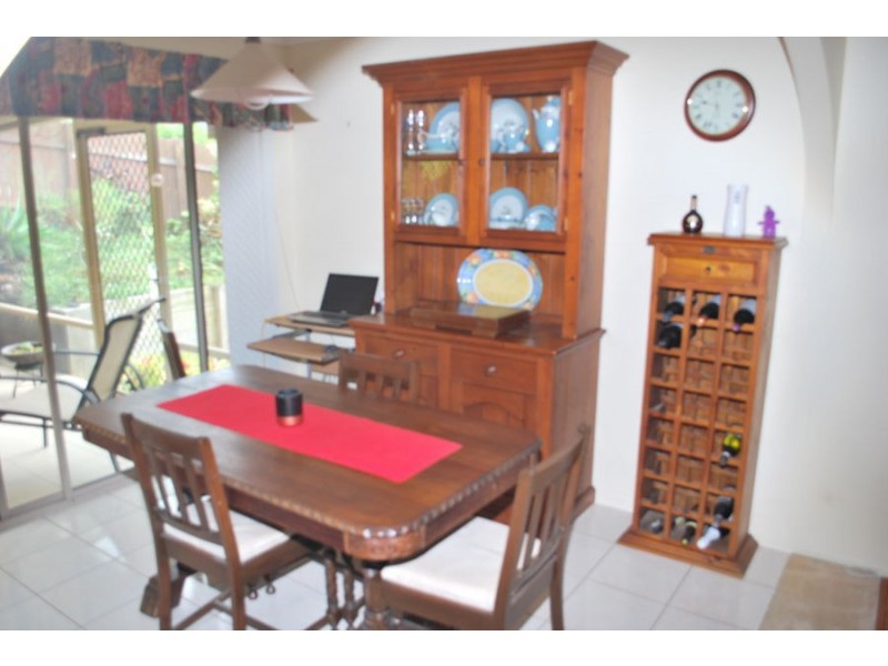 1/10 `Kildare Drive, Banora Point NSW 2486