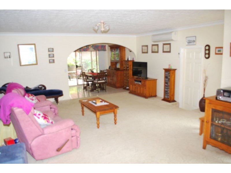 1/10 `Kildare Drive, Banora Point NSW 2486