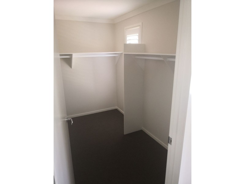 24 Ragnor Road, Hemmant QLD 4174