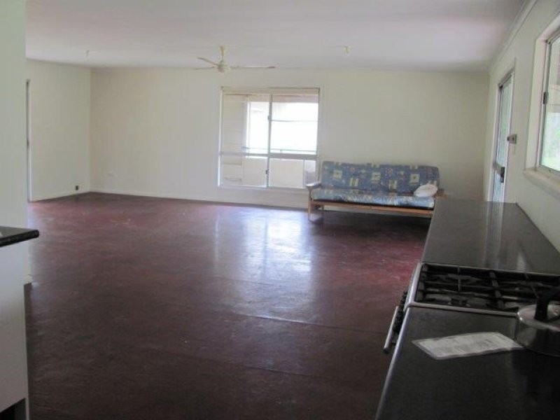 458 Cross Road, Euleilah QLD 4674