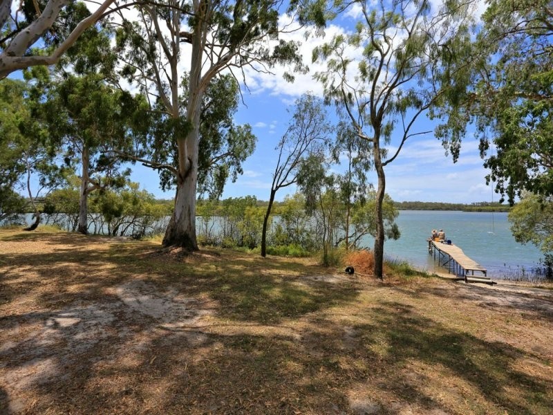 11 Island View Drive, Winfield QLD 4670
