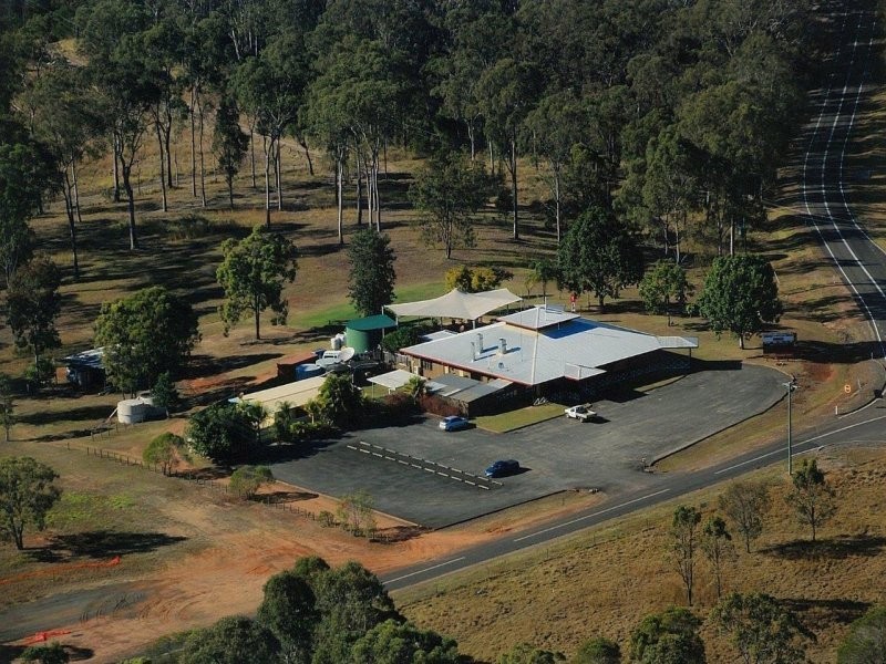 4 Avondale Road, Avondale QLD 4670