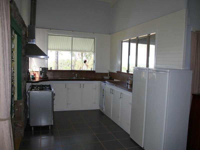 394 Capricornia Drive, Deepwater QLD 4674