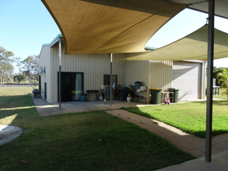 4 Pangola Street, Winfield QLD 4670